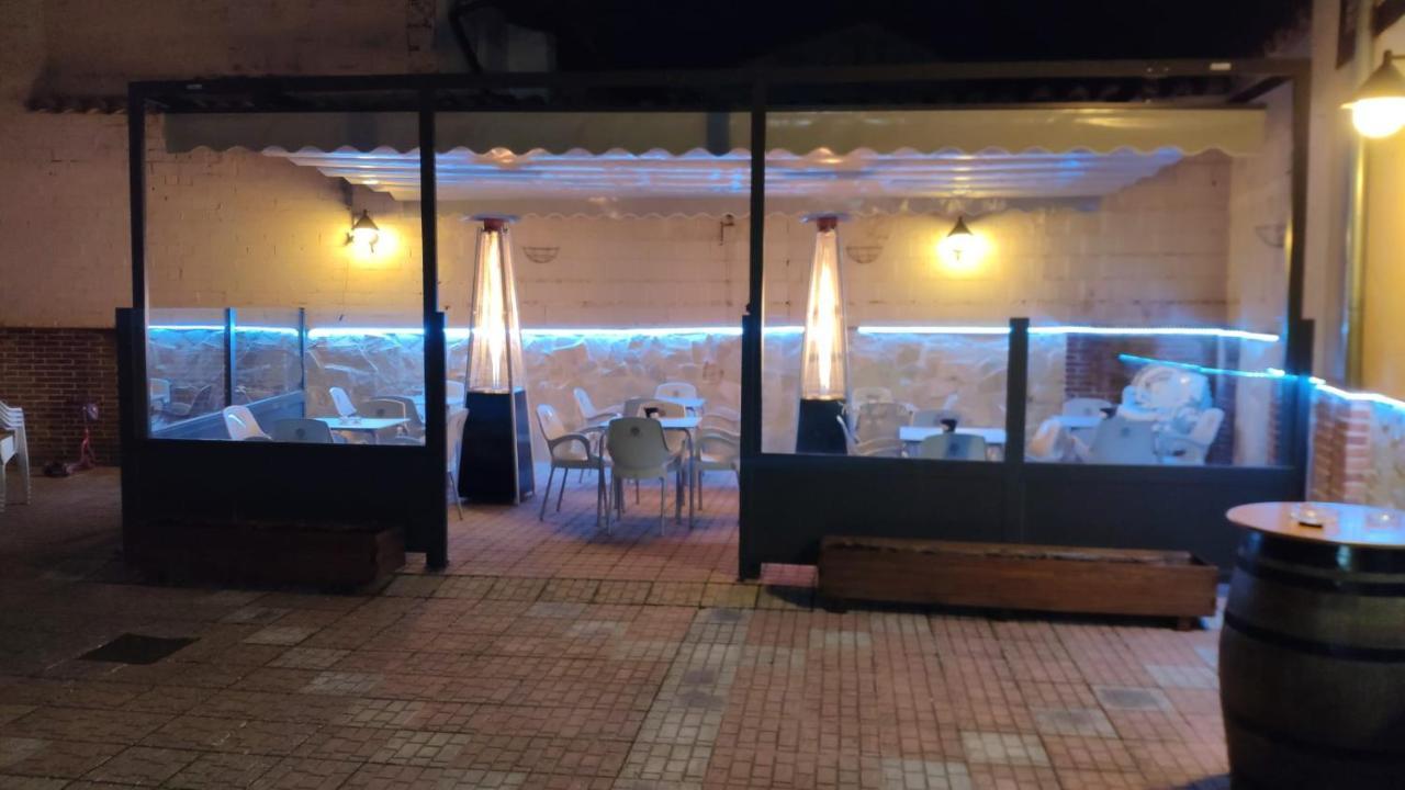 Hotel Rural Fuente Del Val Prádanos de Ojeda المظهر الخارجي الصورة