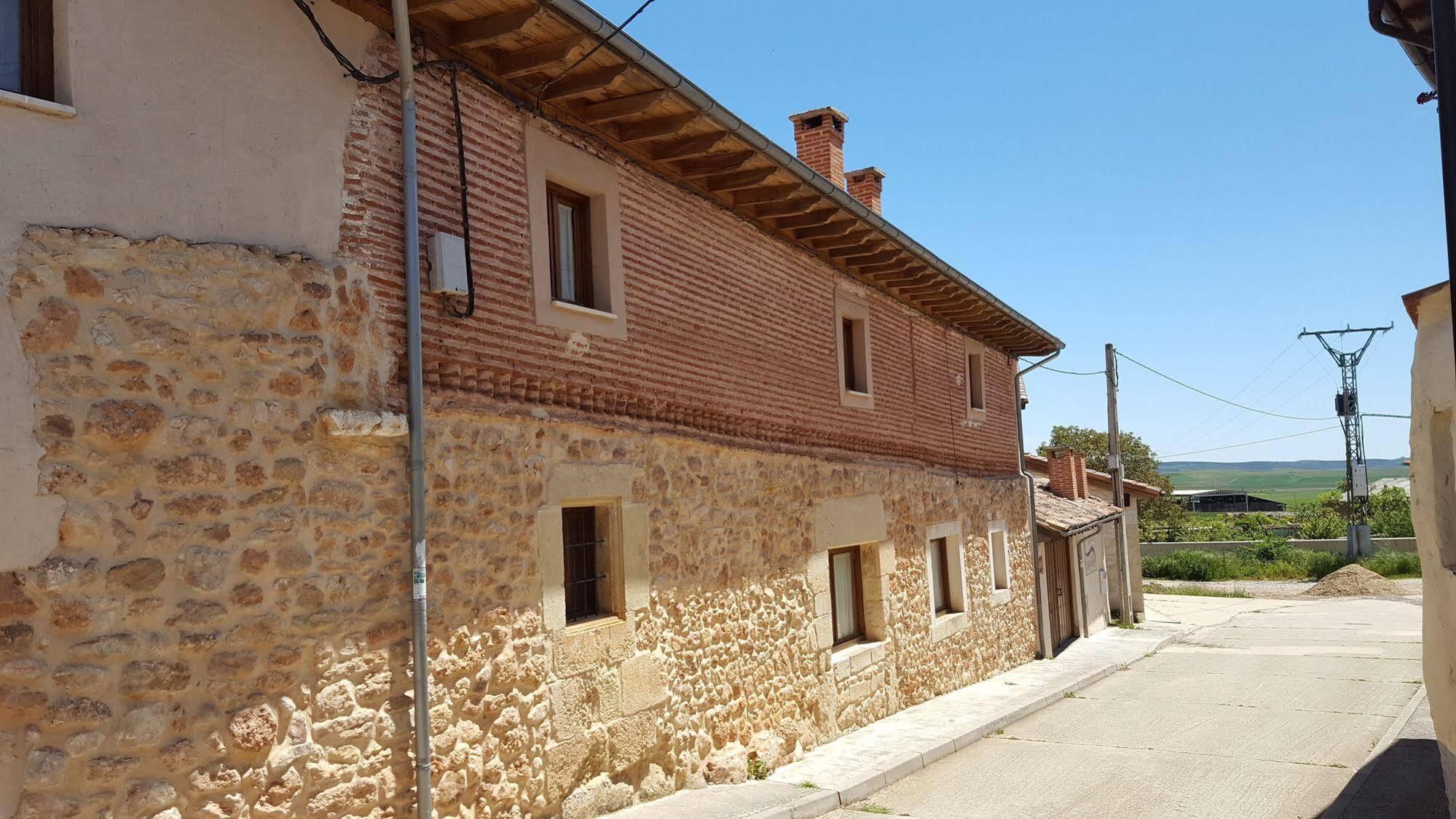 Hotel Rural Fuente Del Val Prádanos de Ojeda المظهر الخارجي الصورة