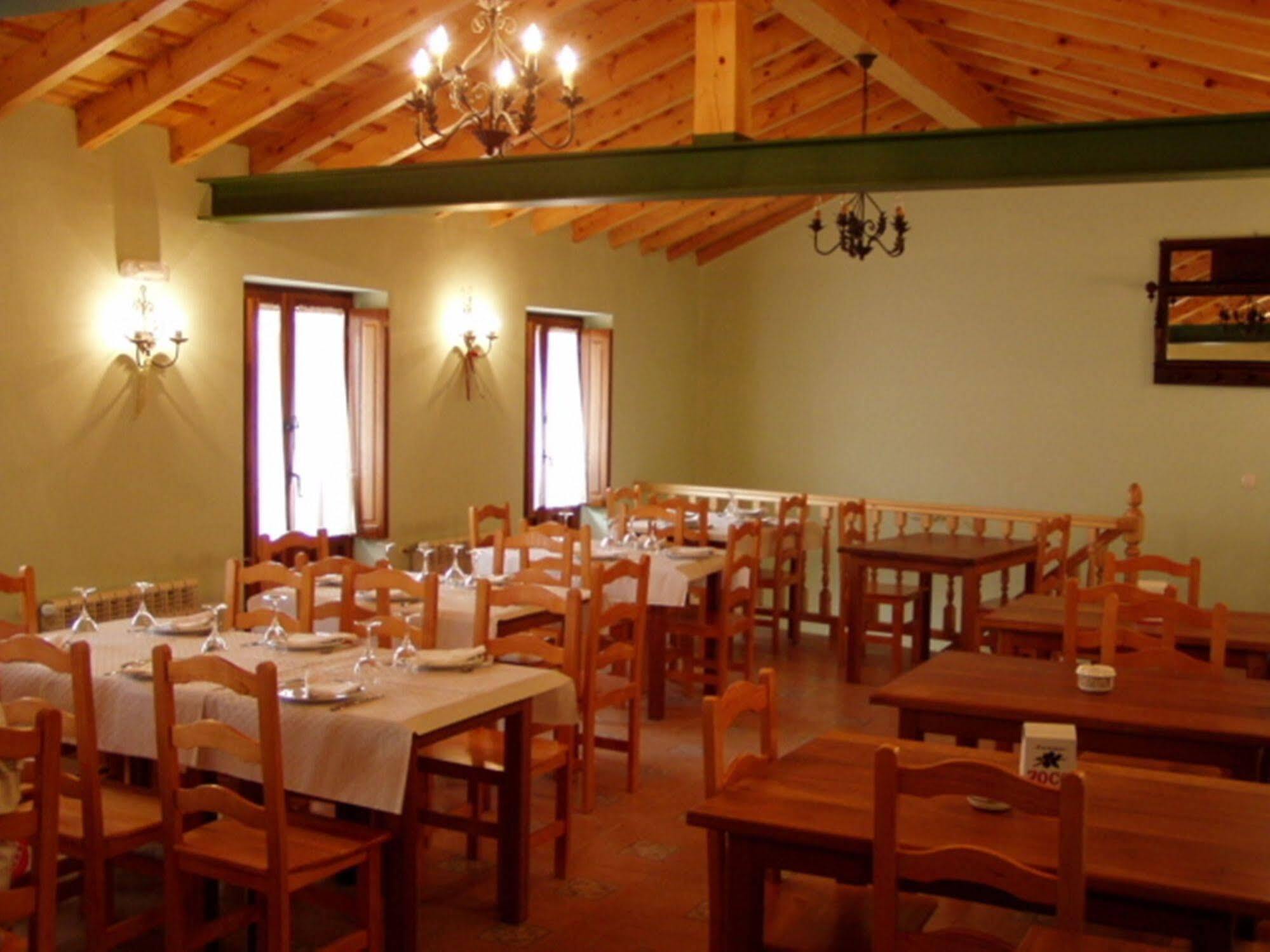 Hotel Rural Fuente Del Val Prádanos de Ojeda المظهر الخارجي الصورة